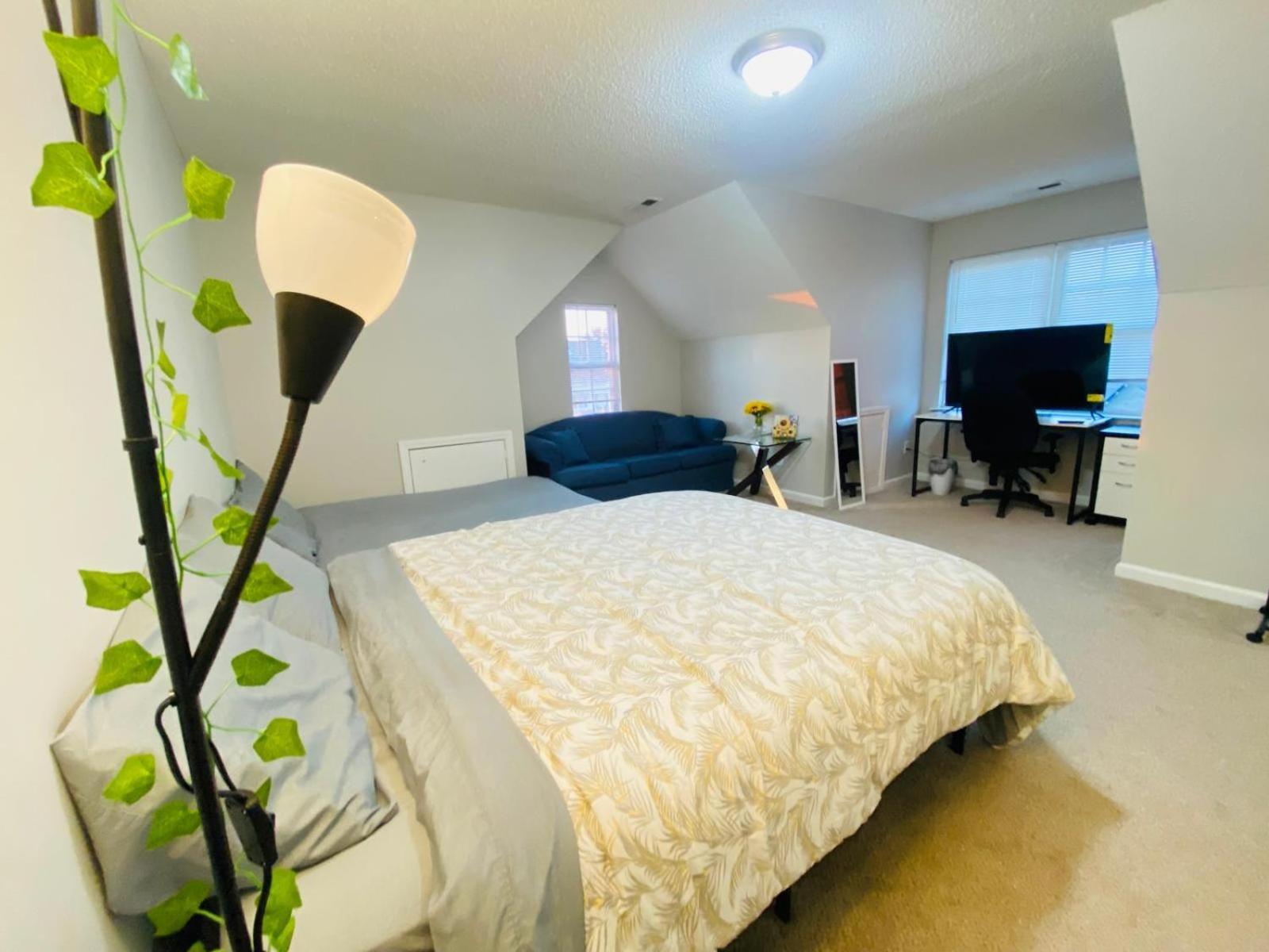 Private Room & Bathroom Close To Downtown Raleigh Exteriör bild
