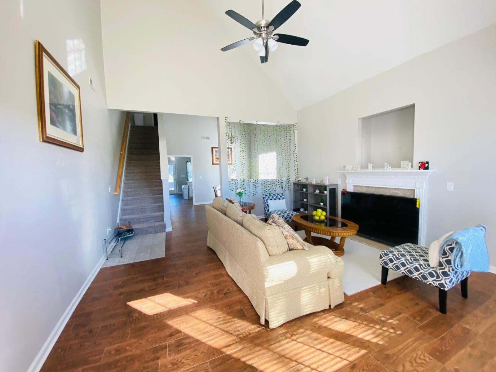 Private Room & Bathroom Close To Downtown Raleigh Exteriör bild